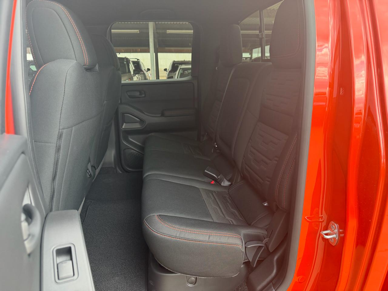 Nissan Frontier Crew Cab 4x4 PRO-4X 2026