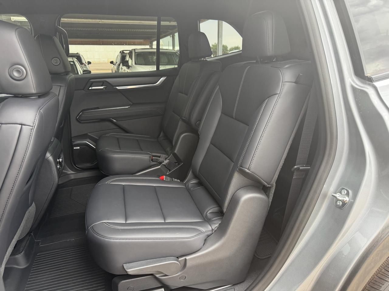 GMC Acadia FWD 4dr Elevation 2026