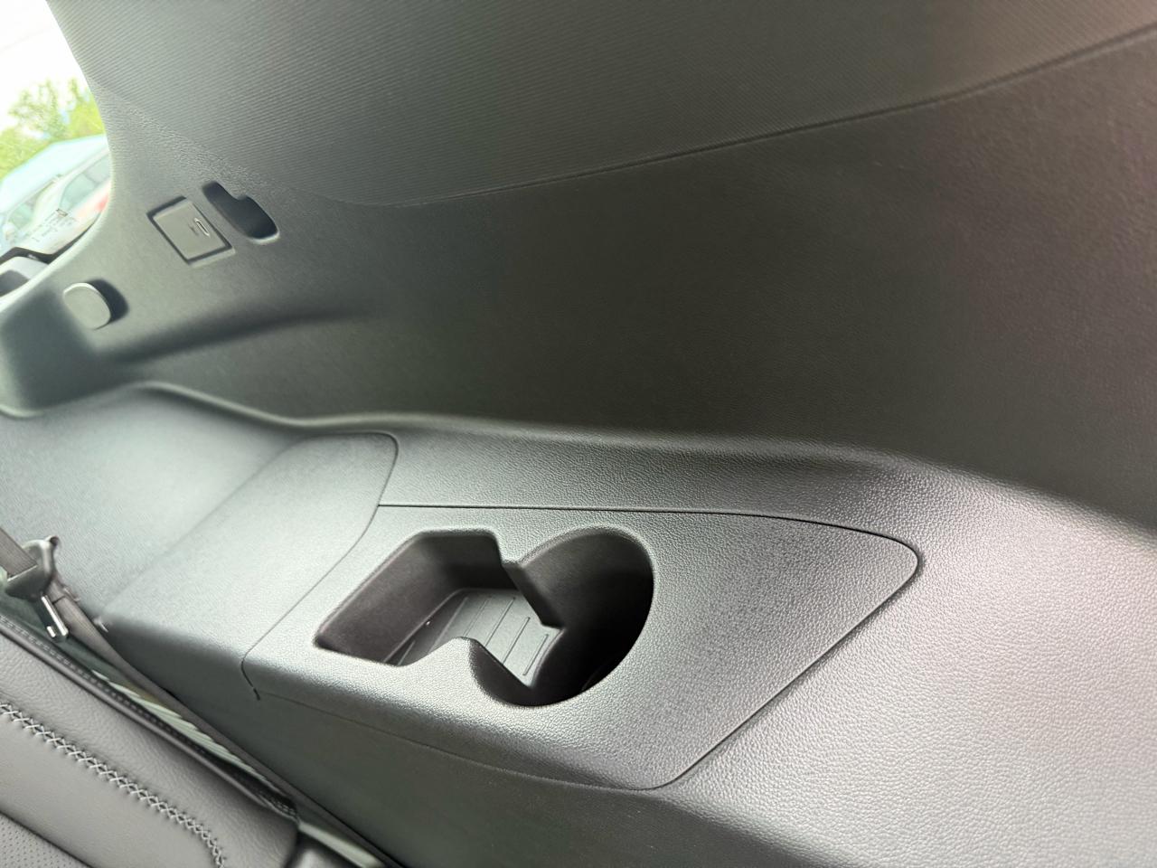 2026 GMC Yukon Denali - Photo 37
