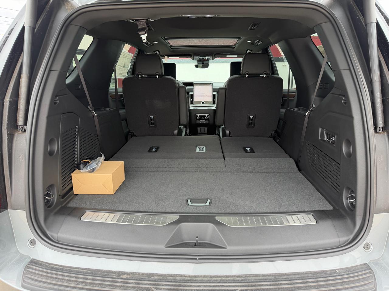 2026 GMC Yukon Denali - Photo 41