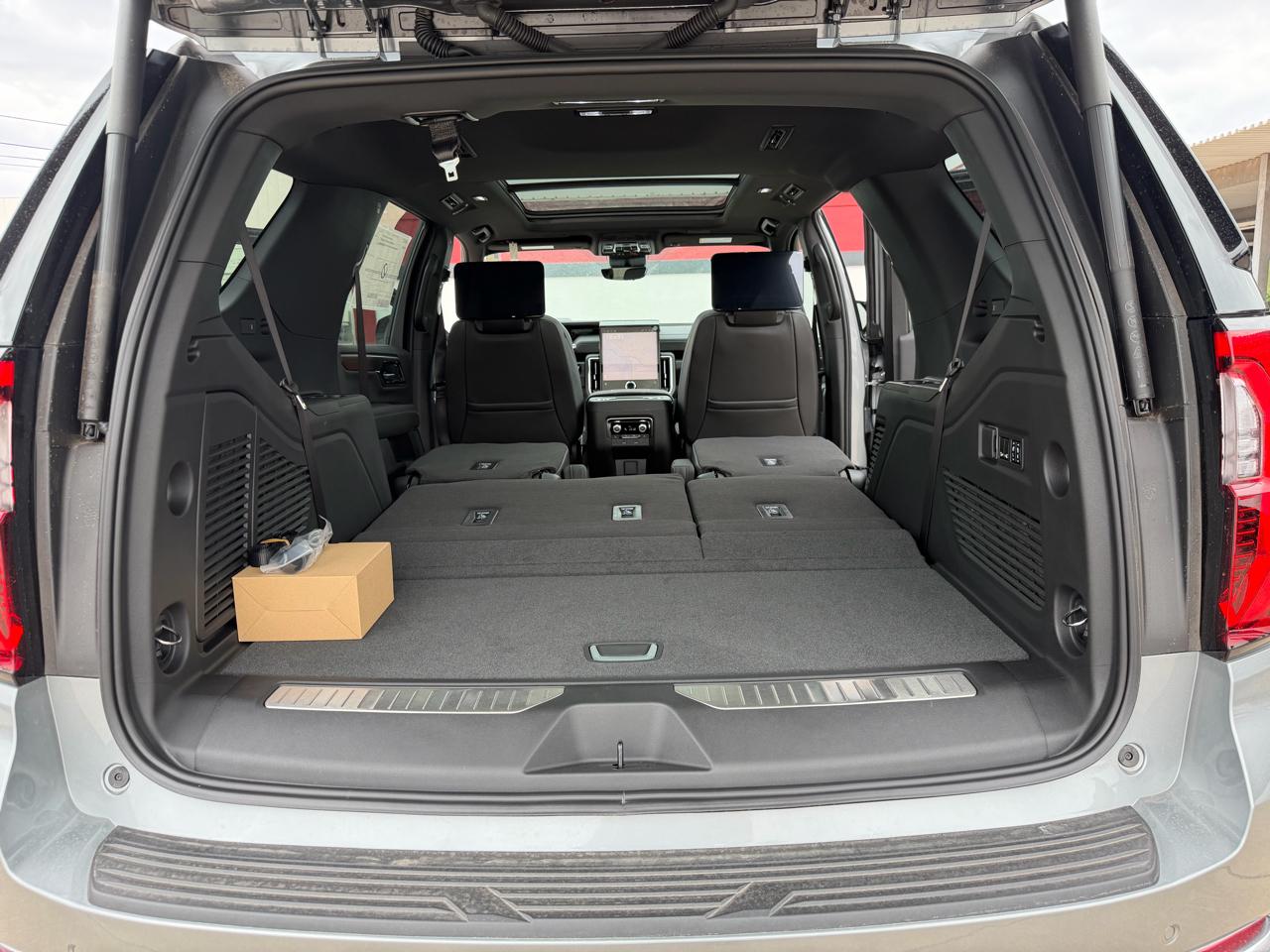 2026 GMC Yukon Denali - Photo 42