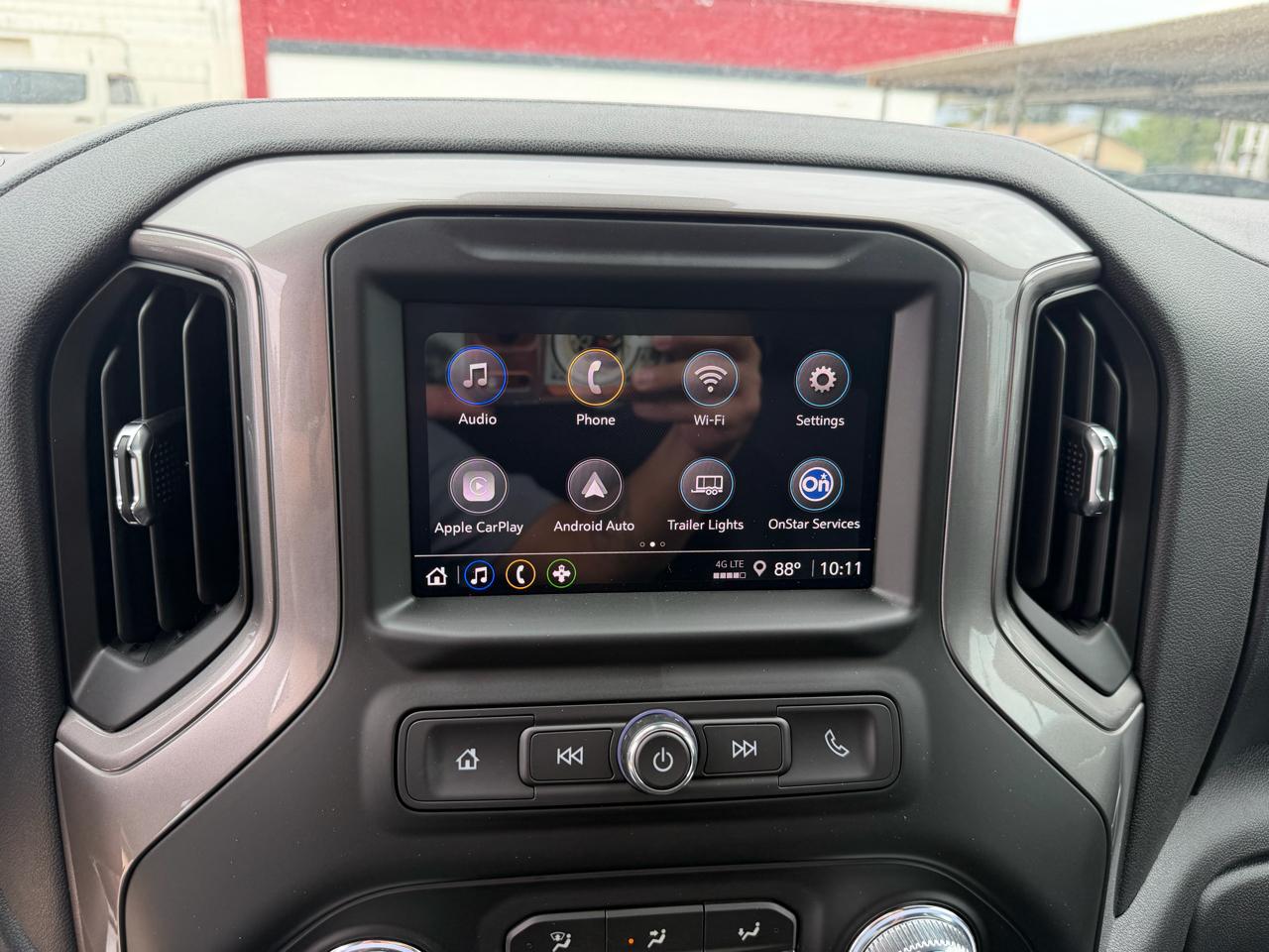 GMC Sierra 1500 4WD Crew Cab 147" Pro 2026