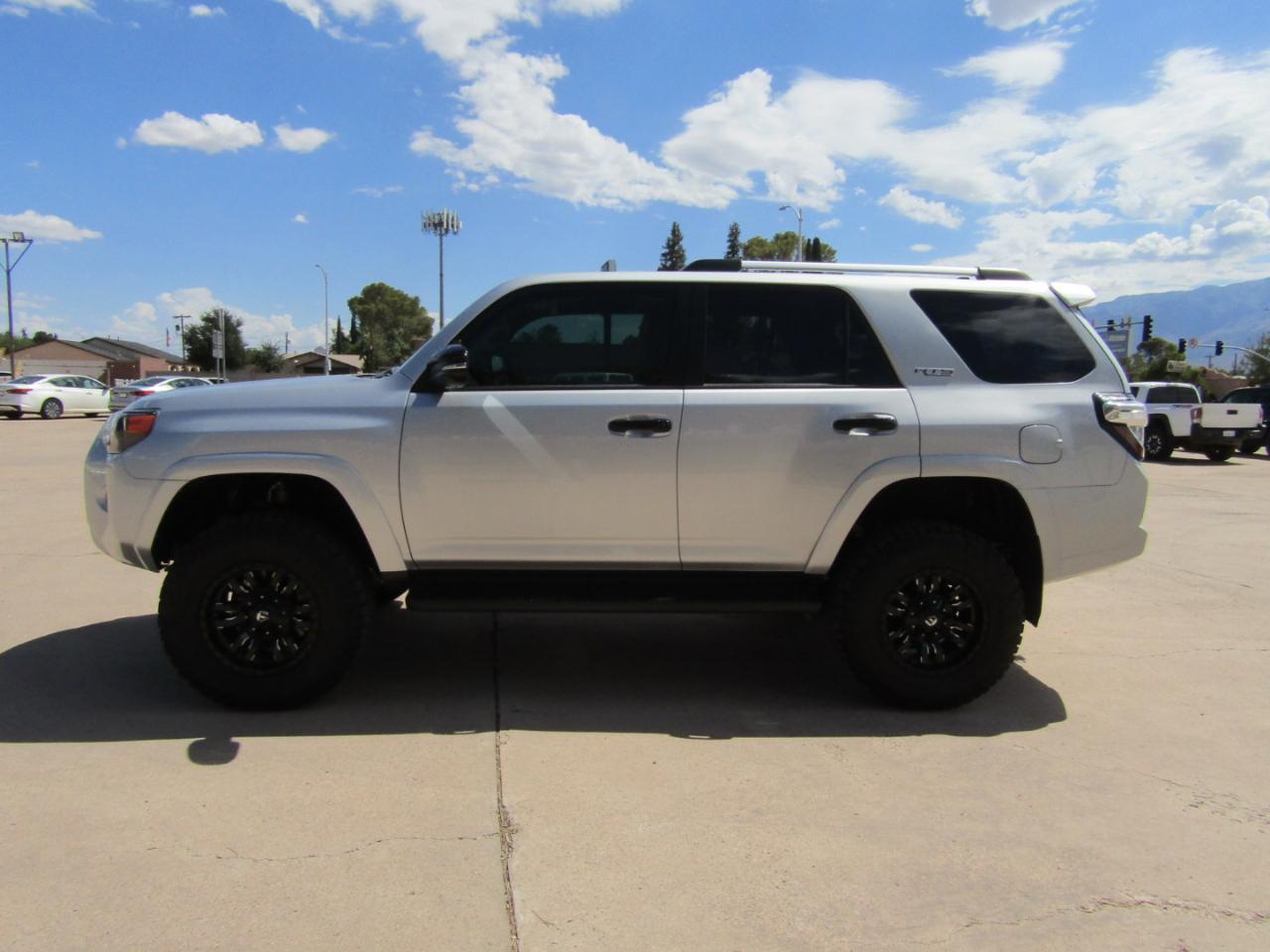 Toyota 4Runner  2024