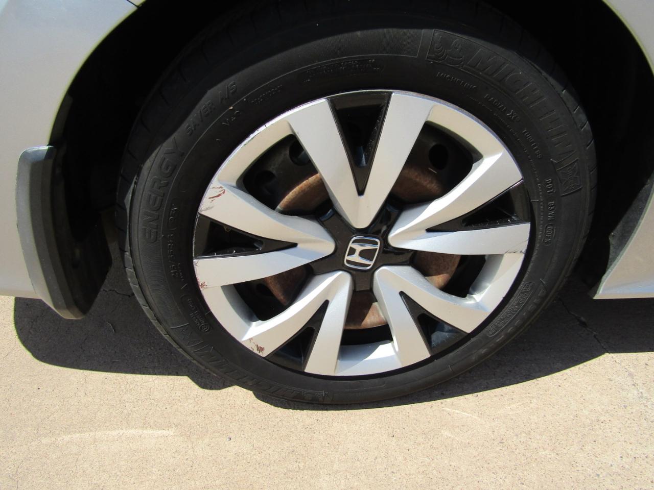 Honda Civic Sedan LX CVT 2022