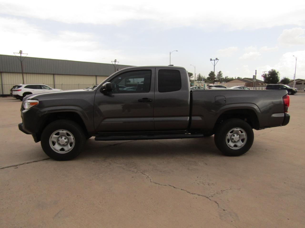 Toyota Tacoma 2WD SR5 Access Cab 6' Bed I4 AT (Natl) 2023