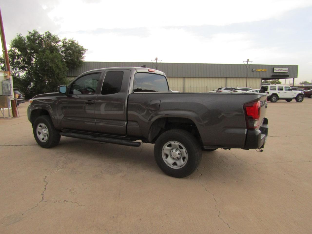 Toyota Tacoma 2WD SR5 Access Cab 6' Bed I4 AT (Natl) 2023