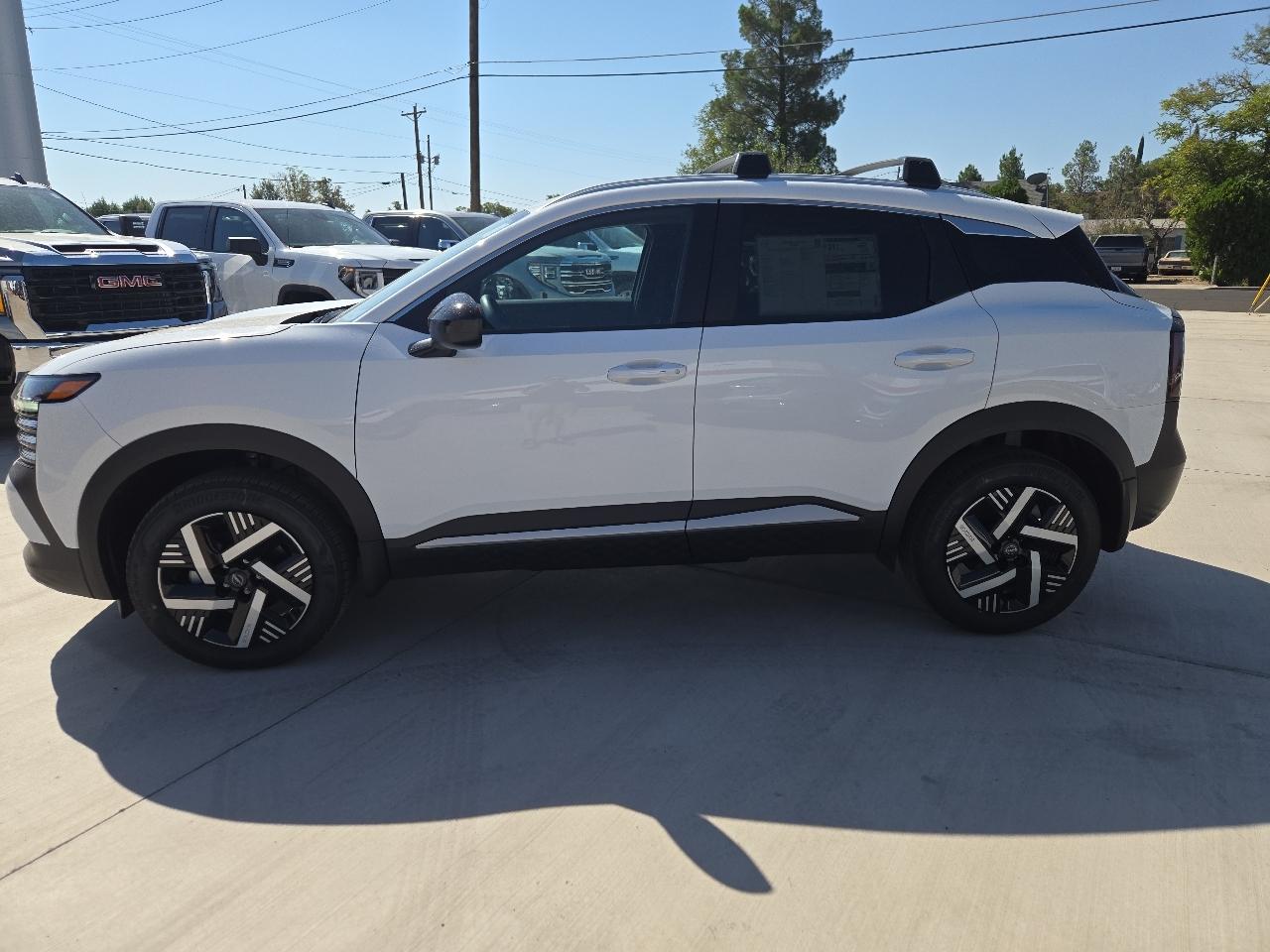 Nissan Kicks SV FWD 2026
