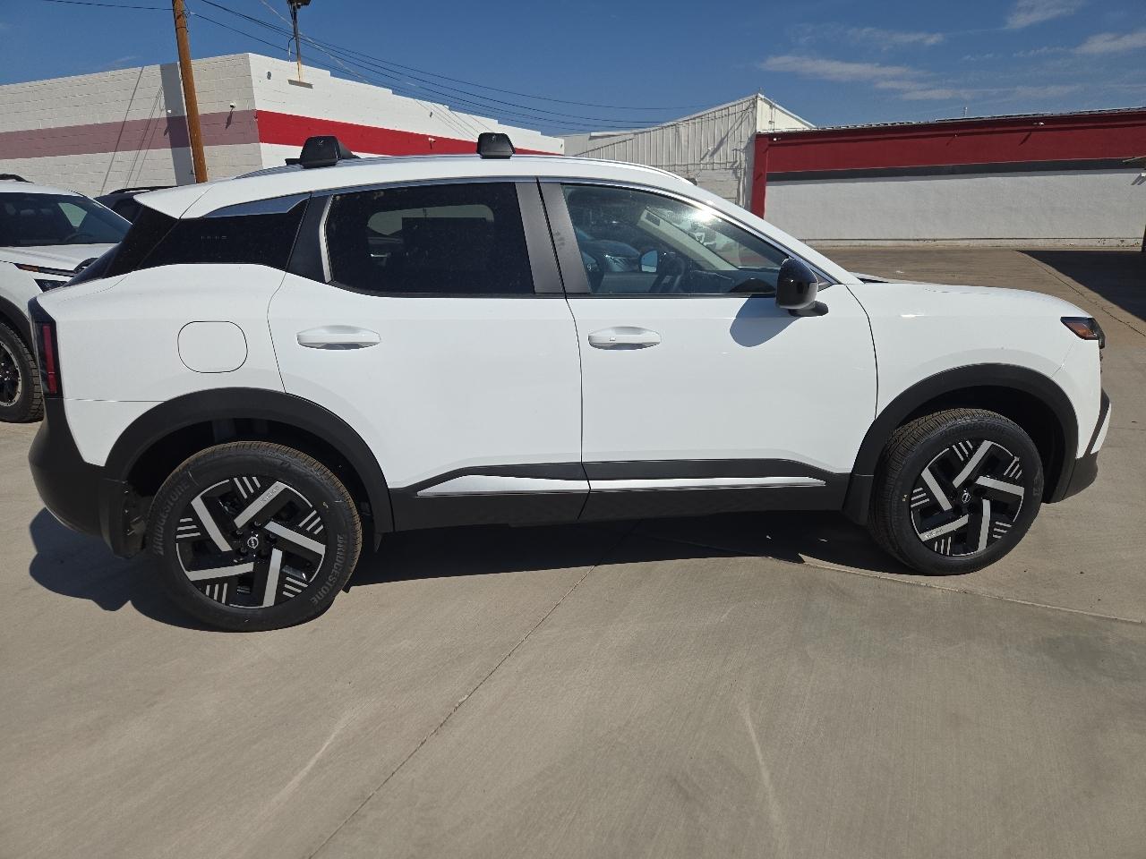 Nissan Kicks SV FWD 2026