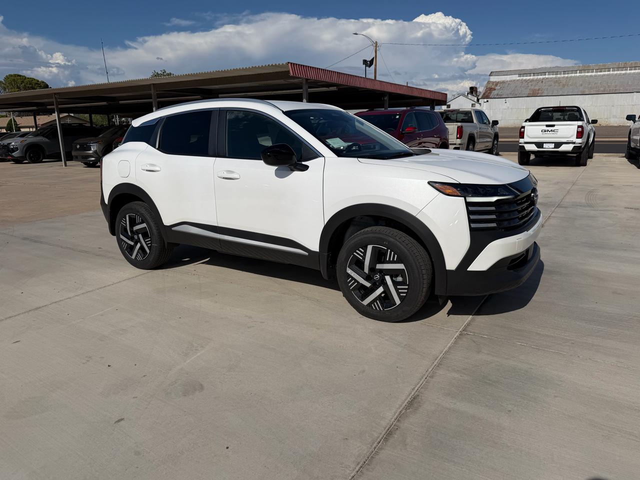 Nissan Kicks SV FWD 2026