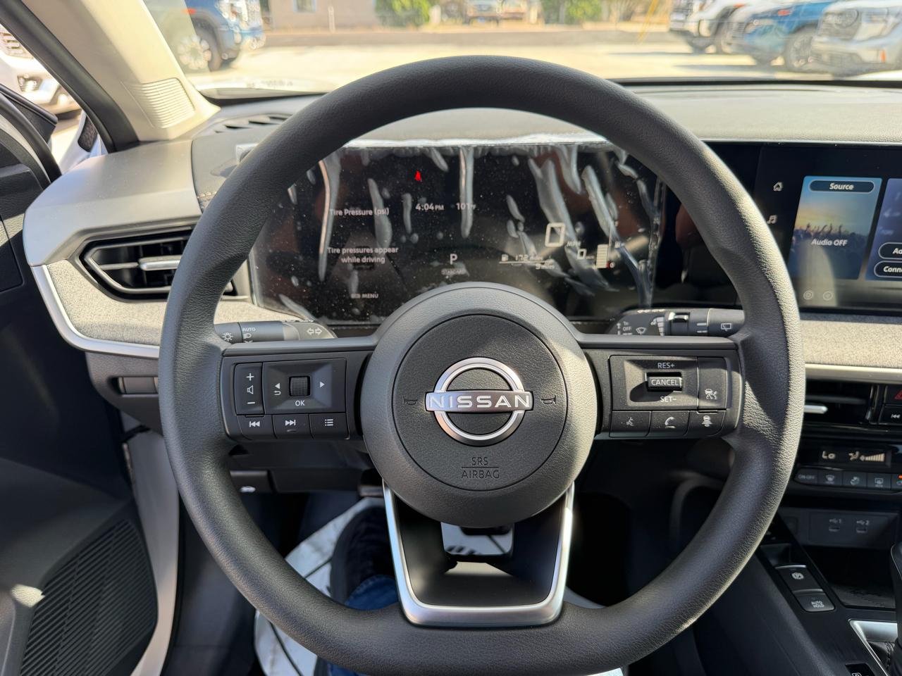 Nissan Kicks SV FWD 2026