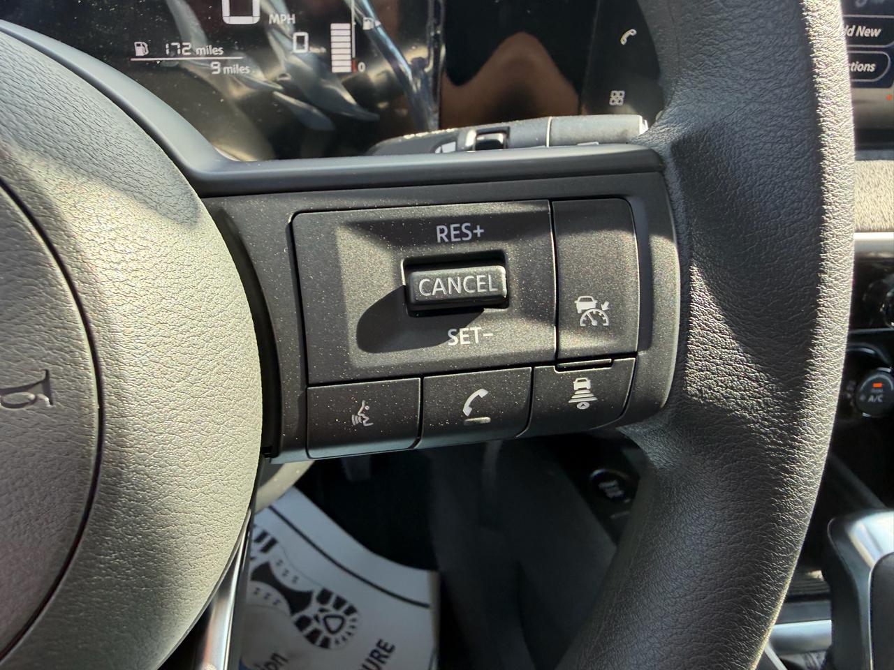 Nissan Kicks SV FWD 2026