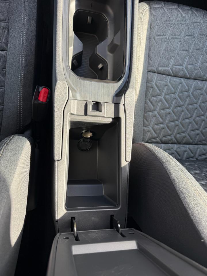Nissan Kicks SV FWD 2026