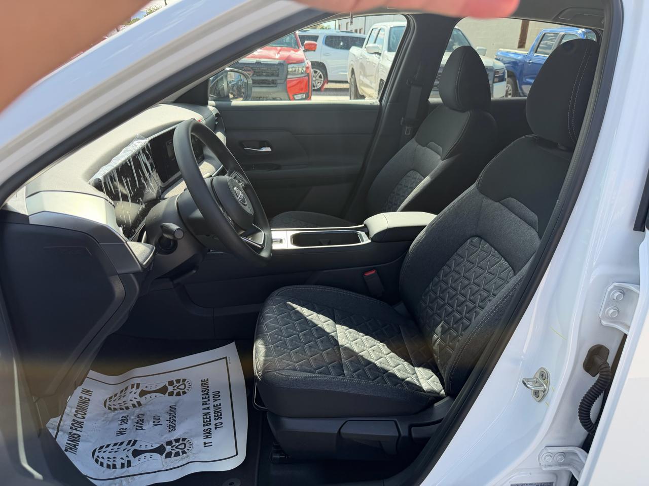Nissan Kicks SV FWD 2026