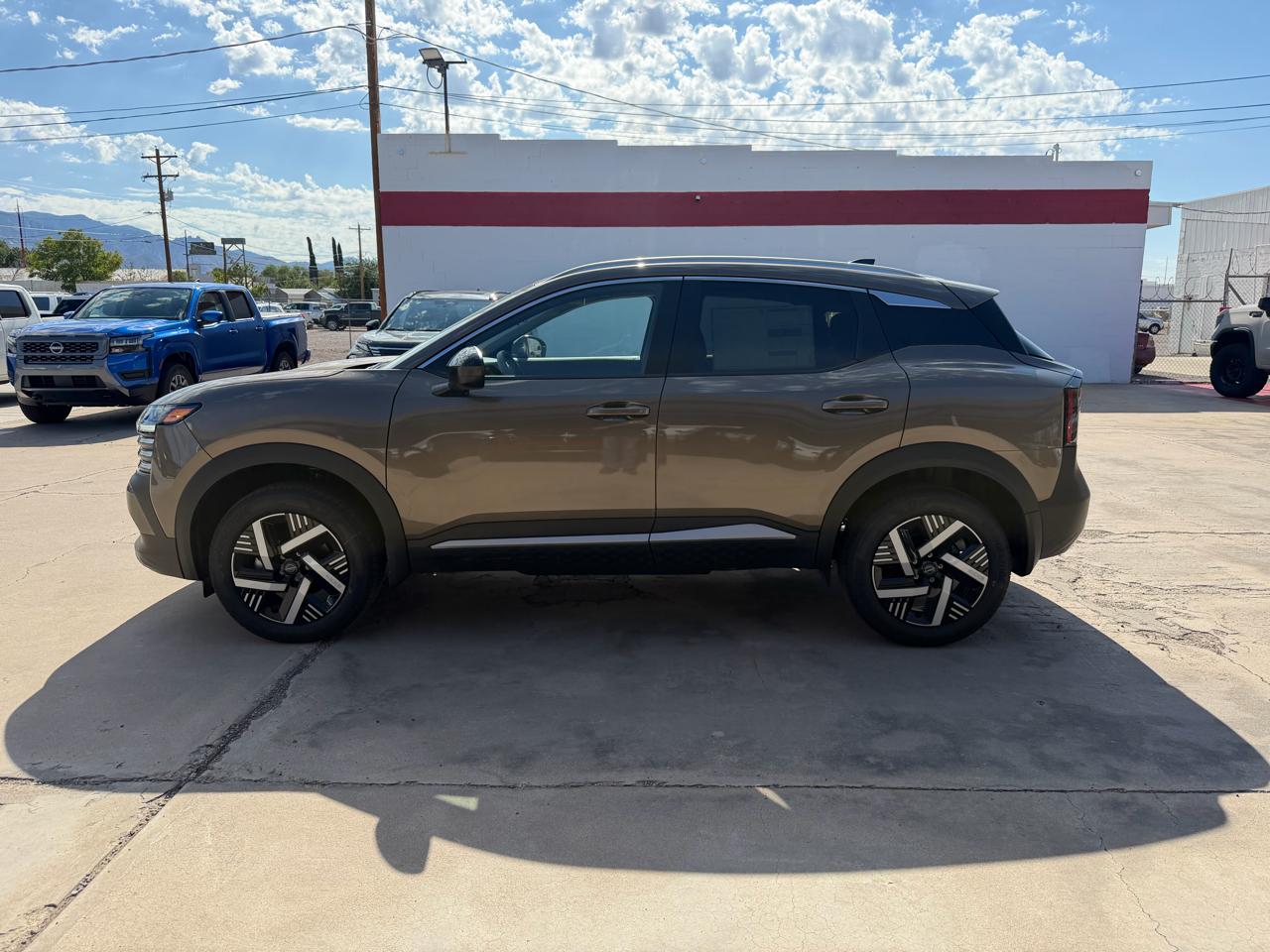 Nissan Kicks SV FWD 2026