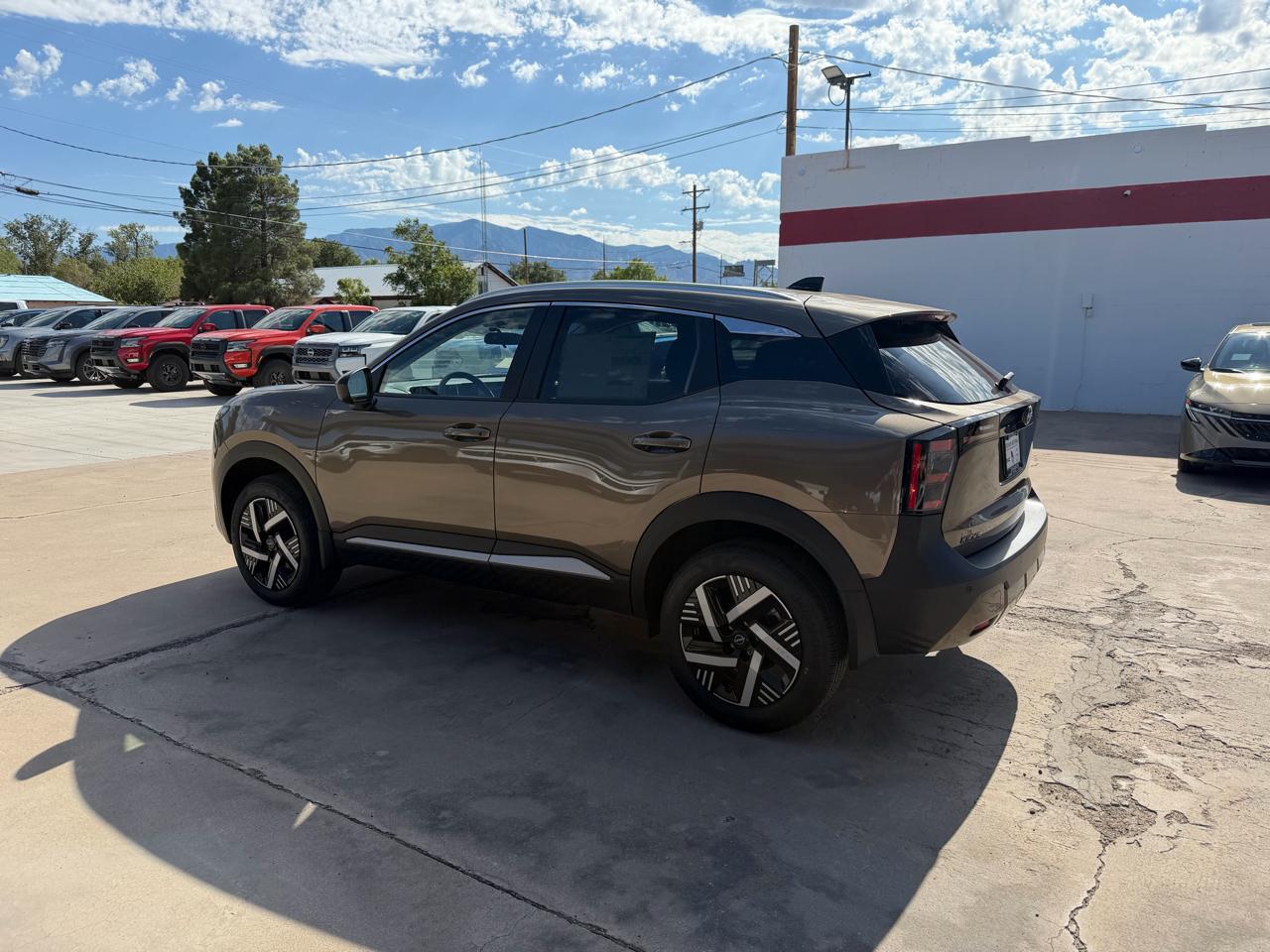 Nissan Kicks SV FWD 2026
