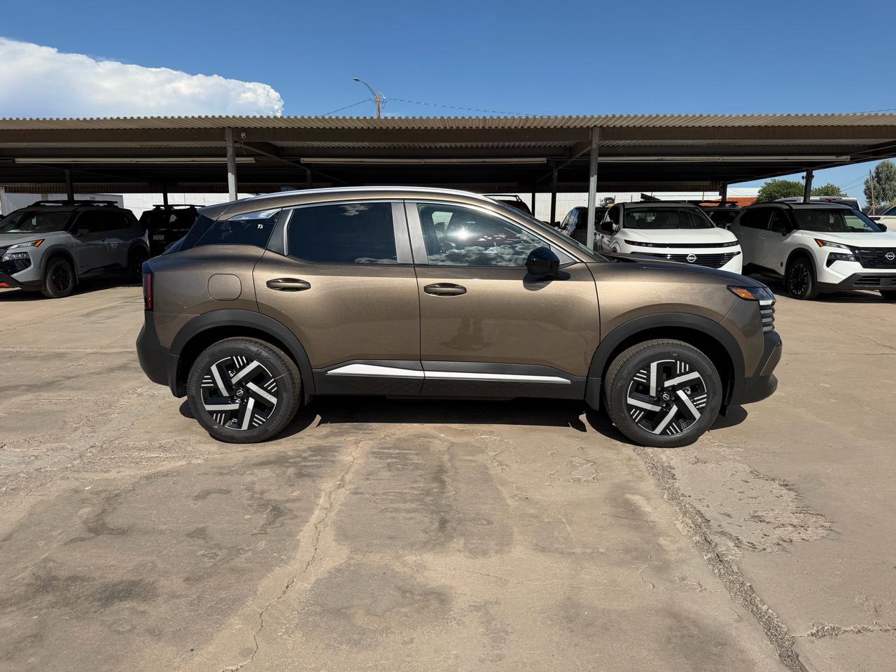 Nissan Kicks SV FWD 2026