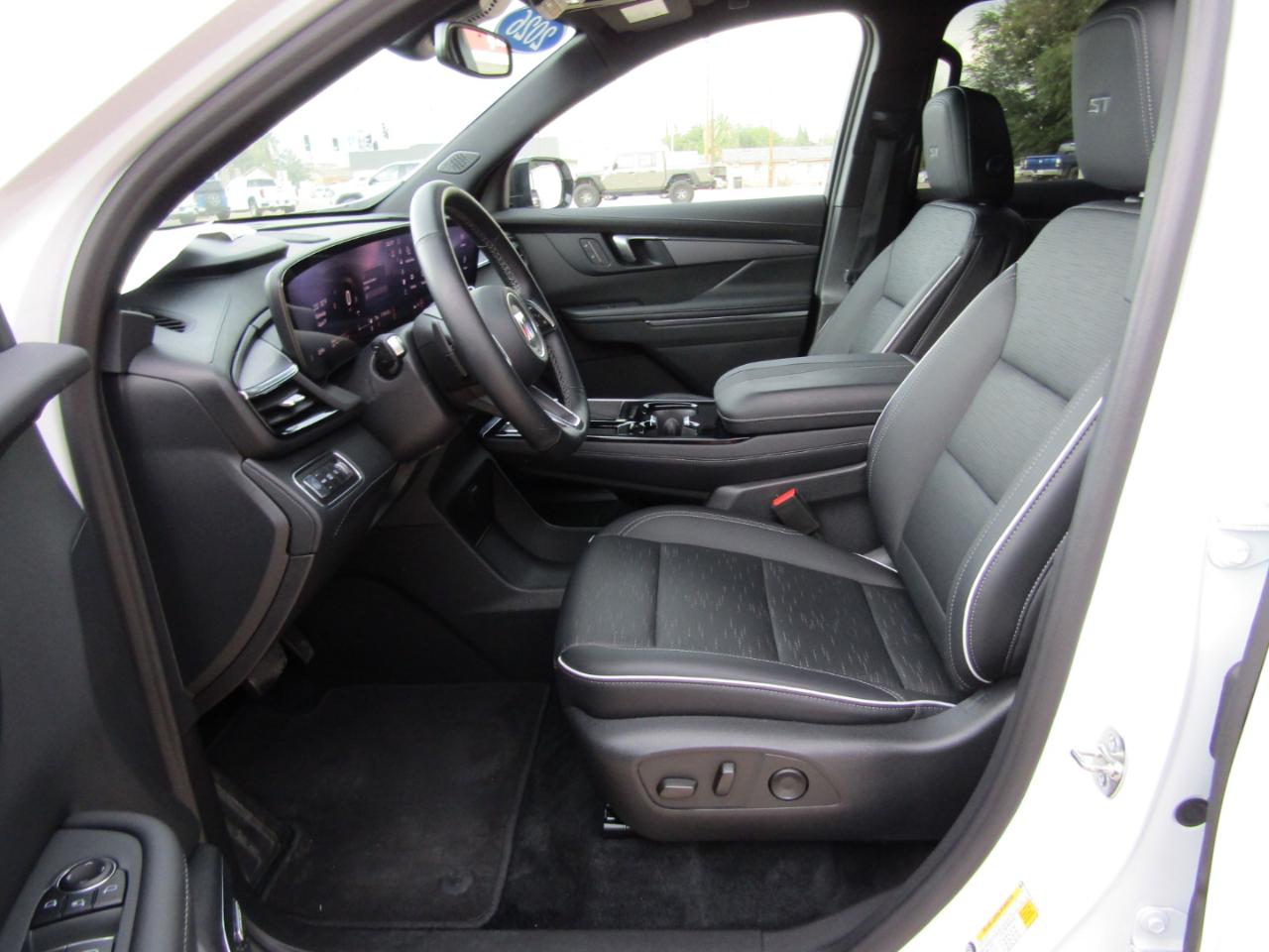 Buick Enclave 4dr Sport Touring 2026