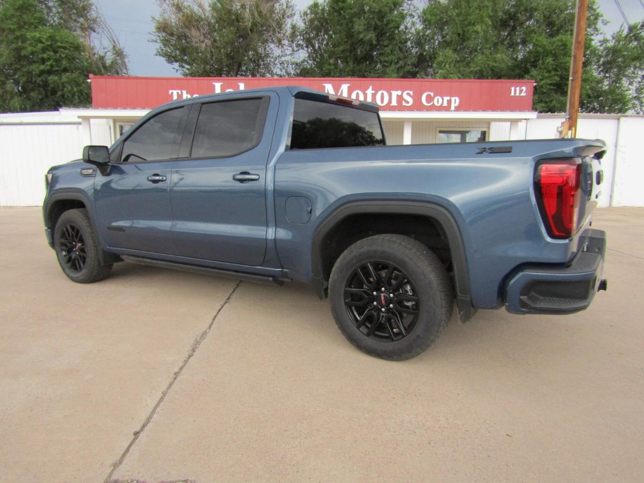 GMC Sierra 1500 4WD Crew Cab 147" Elevation w/3SB 2025