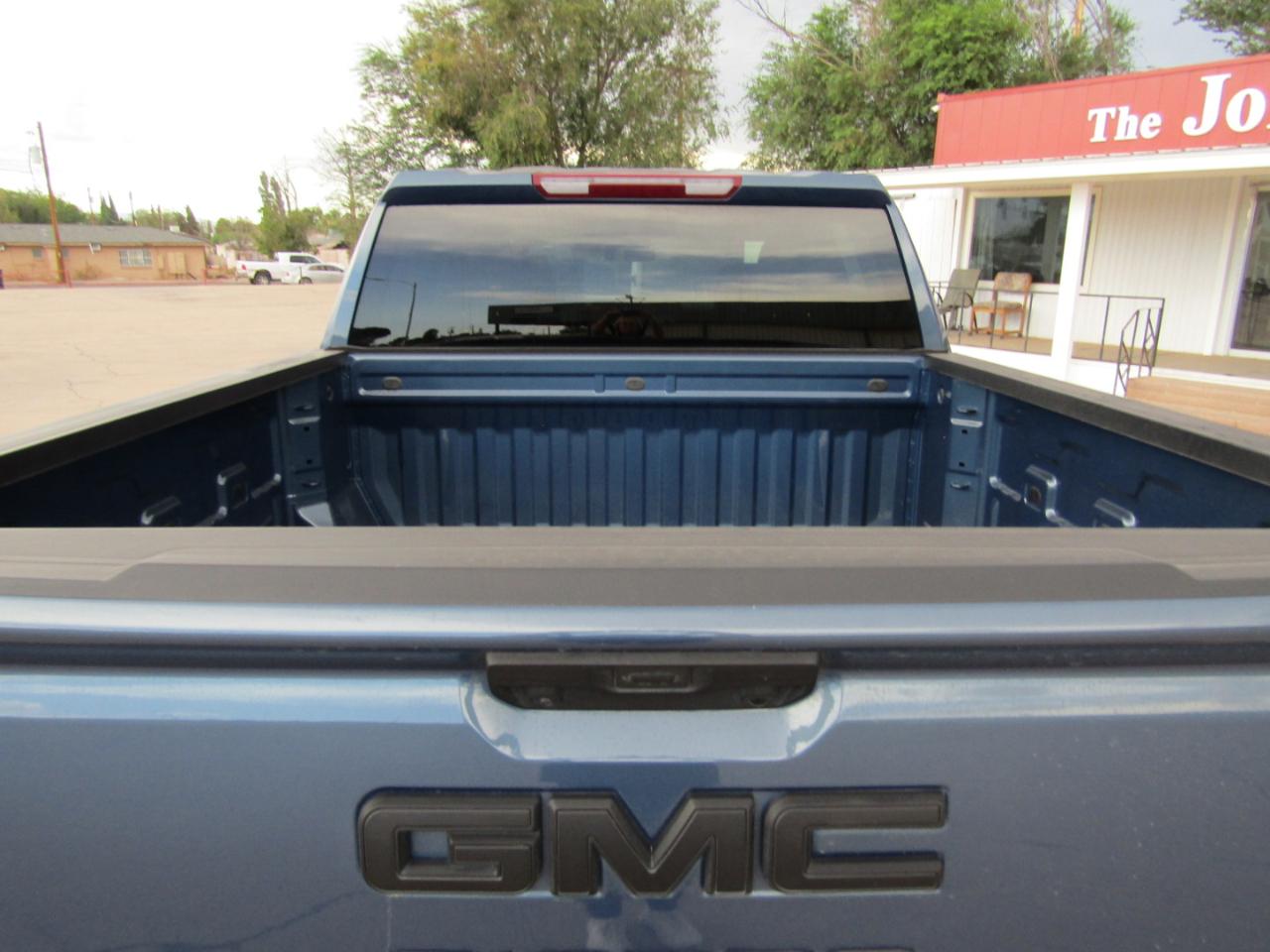 GMC Sierra 1500 4WD Crew Cab 147" Elevation w/3SB 2025