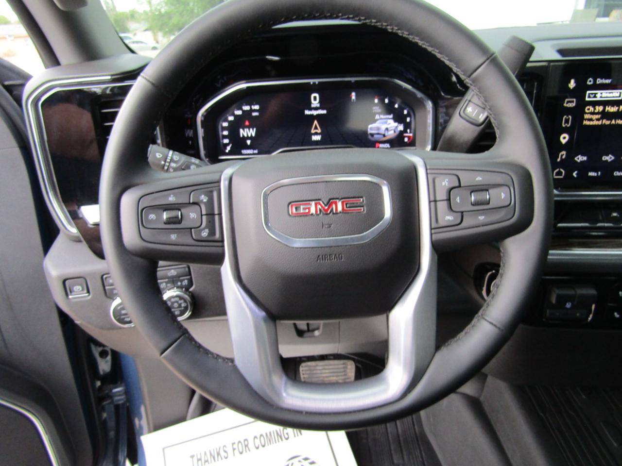 GMC Sierra 1500 4WD Crew Cab 147" Elevation w/3SB 2025