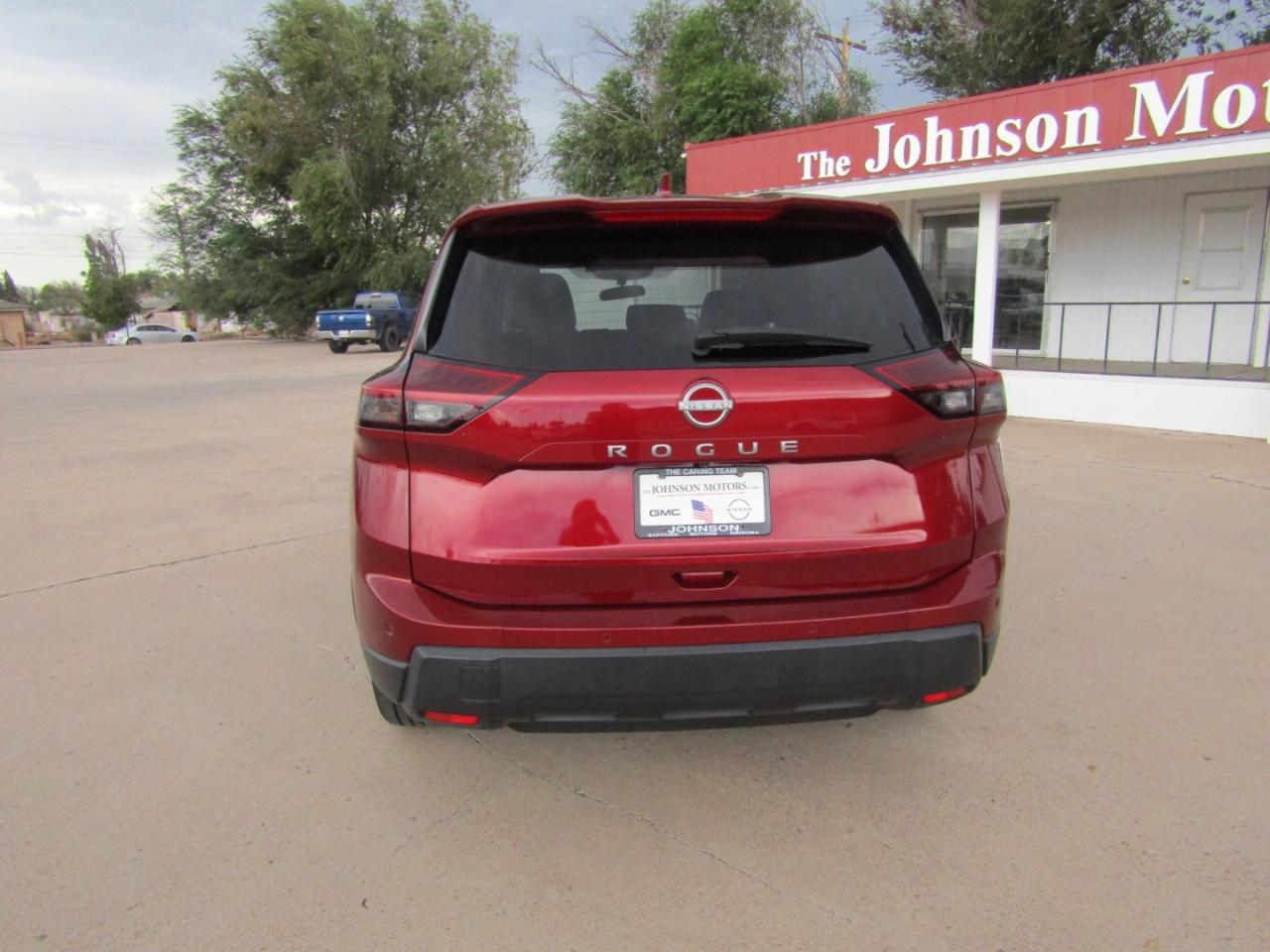 Nissan Rogue FWD SV 2025