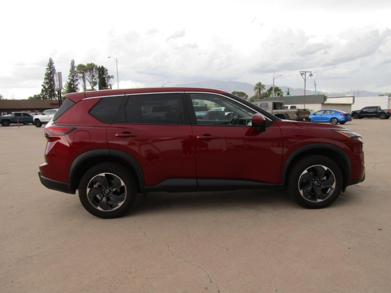 Nissan Rogue FWD SV 2025