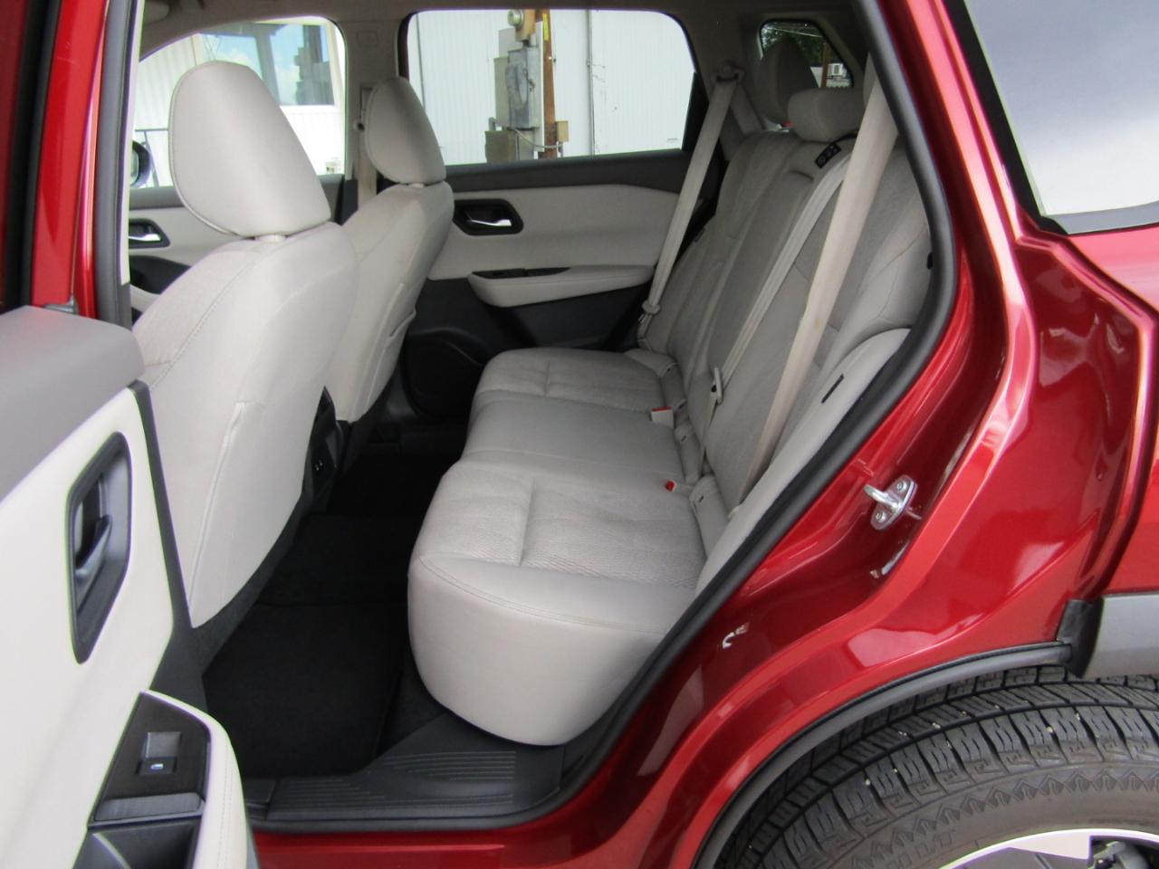 Nissan Rogue FWD SV 2025