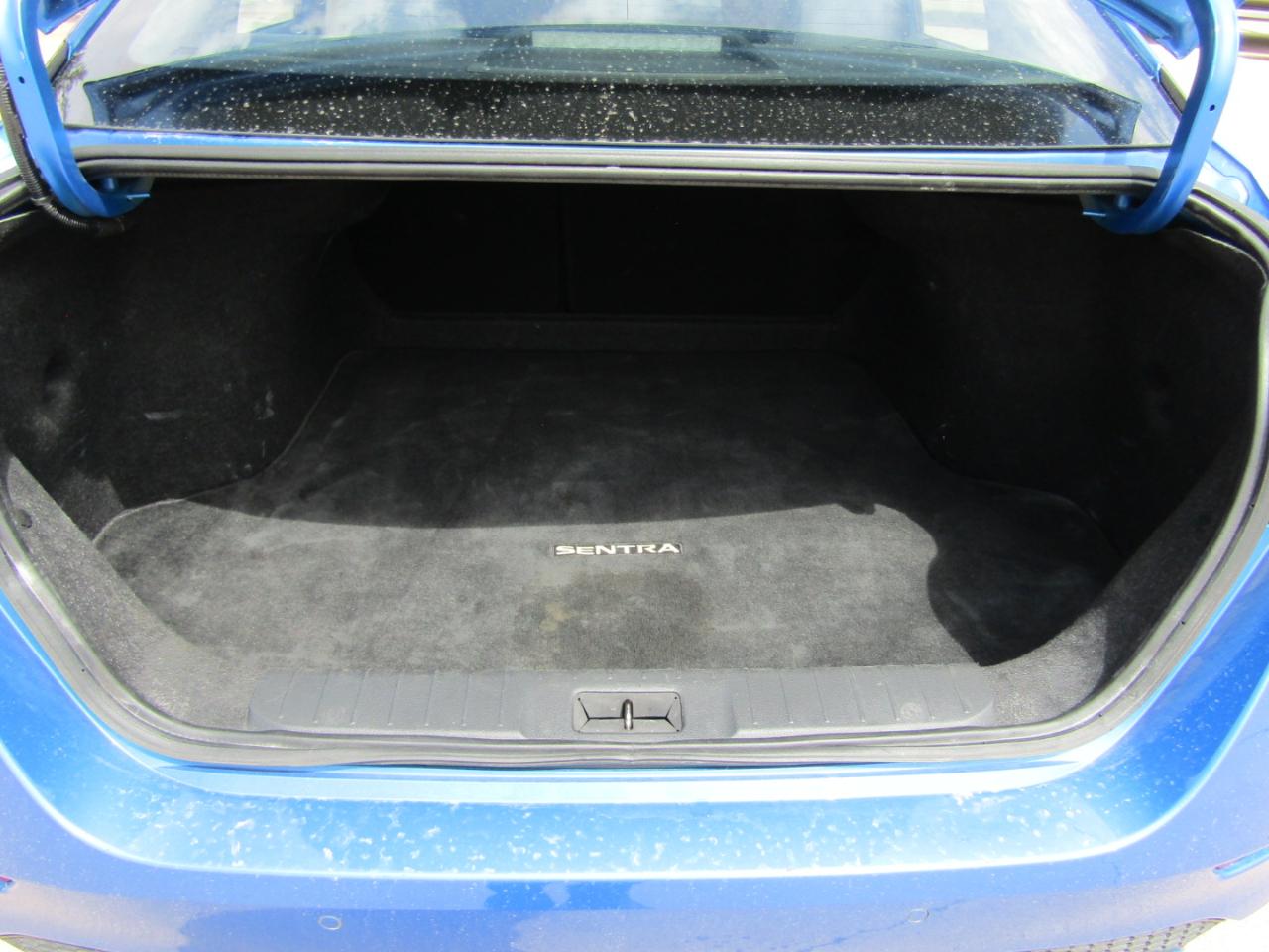 Nissan Sentra SV CVT 2024