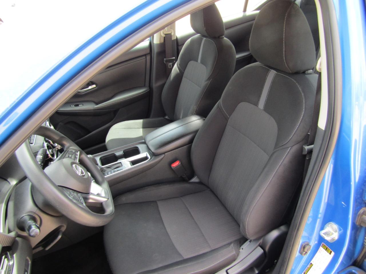 Nissan Sentra SV CVT 2024