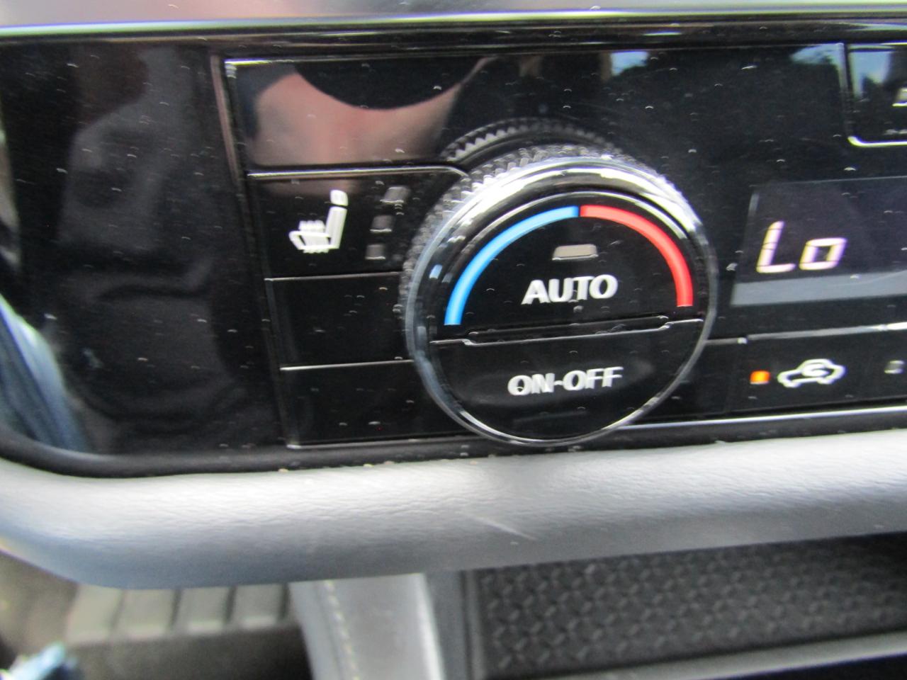 Nissan Pathfinder SV 4WD 2024