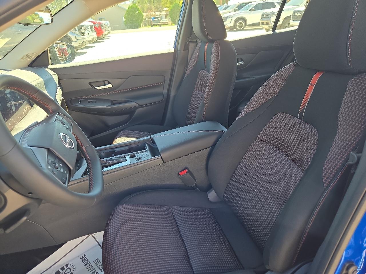 Nissan Sentra photo 11