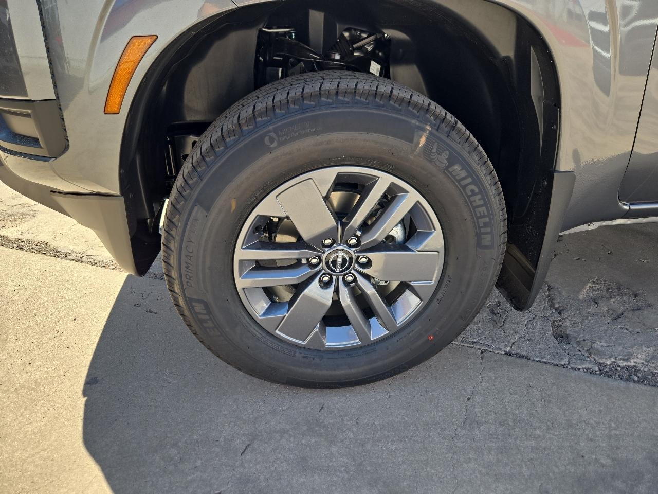 Nissan Frontier Crew Cab 4x4 SV 2026