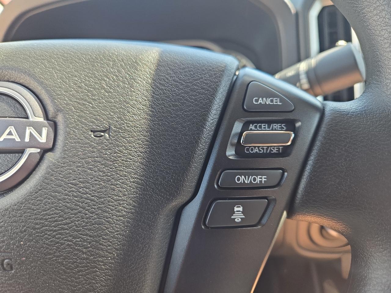 Nissan Frontier Crew Cab 4x4 SV 2026