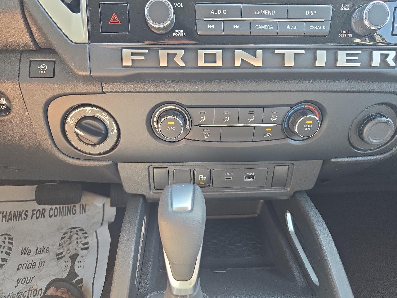 Nissan Frontier Crew Cab 4x4 SV 2026