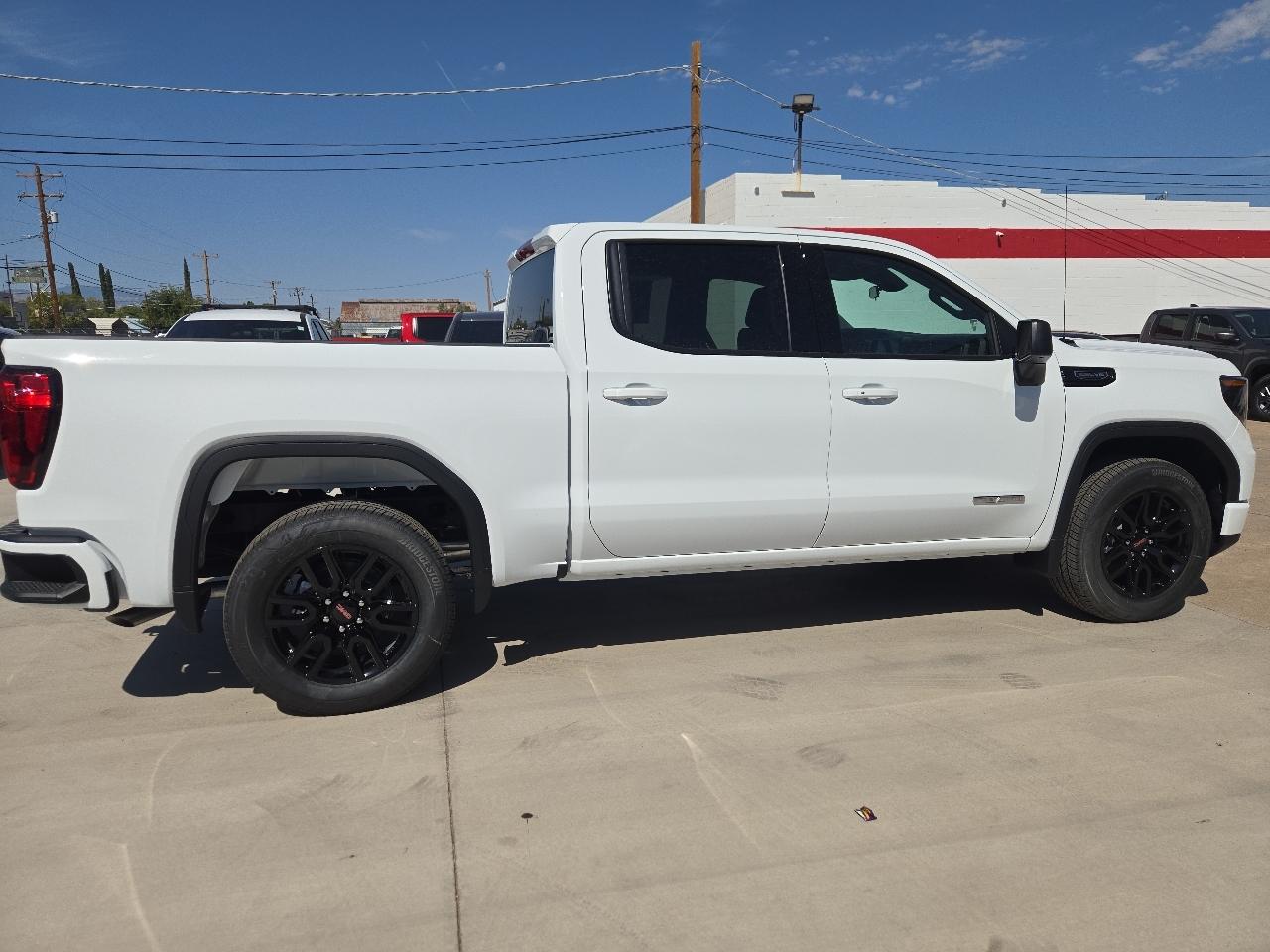 GMC Sierra 1500 2WD Crew Cab 147" Elevation 2026