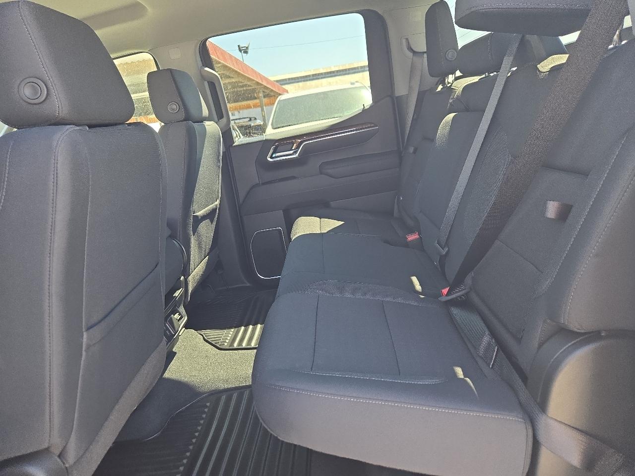 GMC Sierra 1500 2WD Crew Cab 147" Elevation 2026