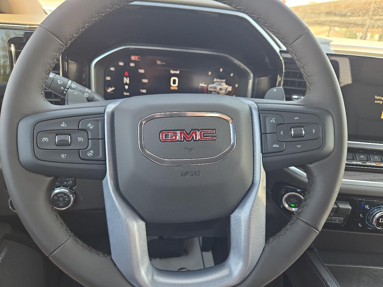 GMC Sierra 1500 4WD Crew Cab 147" SLT 2026