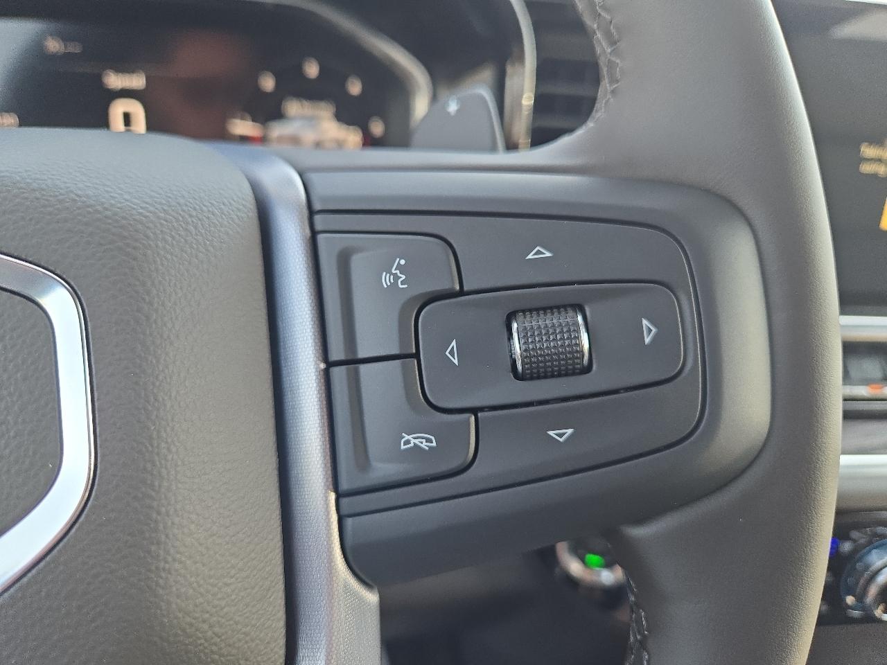 GMC Sierra 1500 4WD Crew Cab 147" SLT 2026