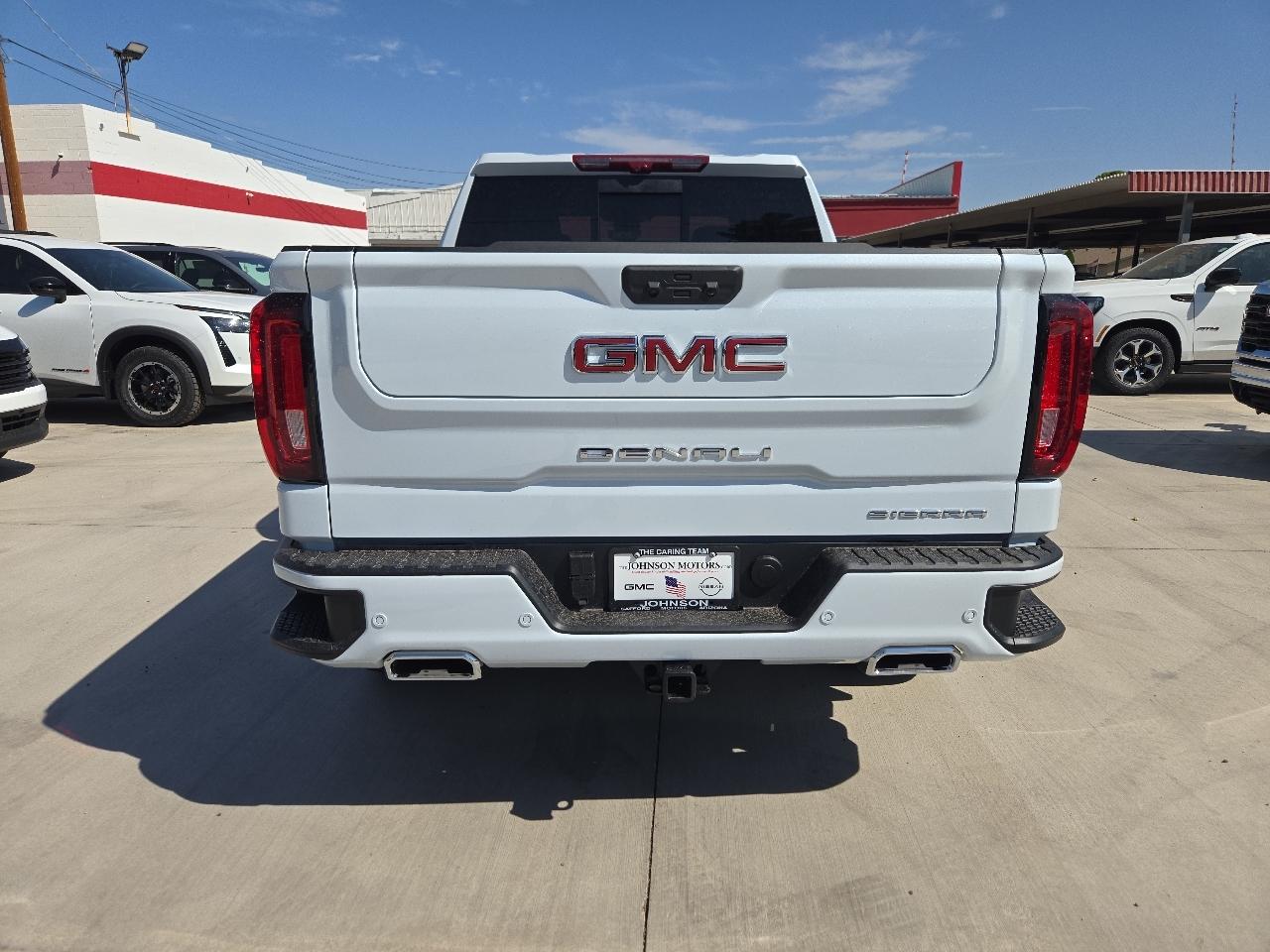 GMC Sierra 1500 4WD Crew Cab 147" Denali 2026