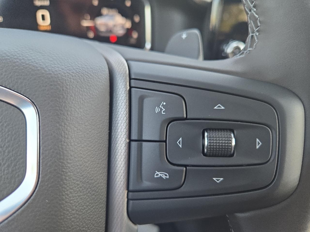 GMC Sierra 1500 4WD Crew Cab 147" Denali 2026