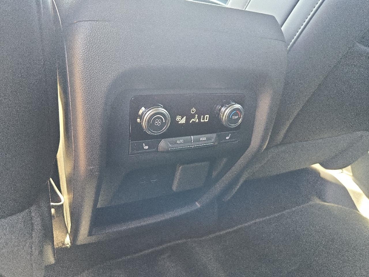 GMC Acadia FWD 4dr Elevation 2027