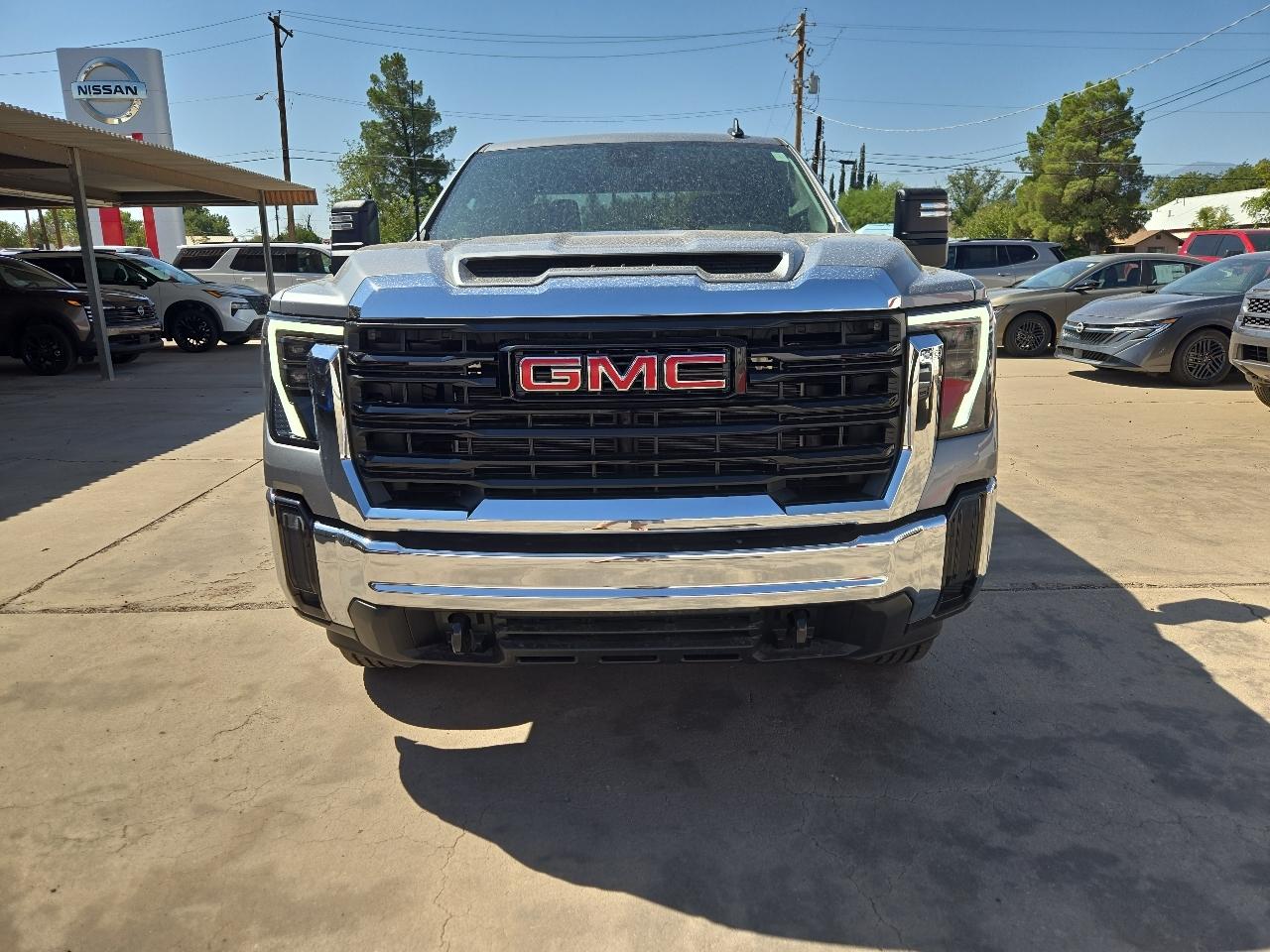 GMC Sierra 2500HD 4WD Crew Cab 159" Pro 2026