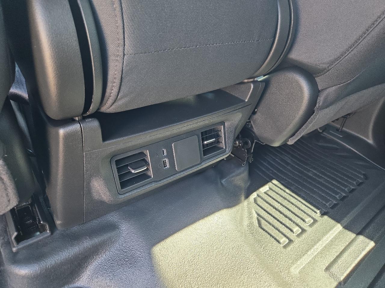 GMC Sierra 2500HD 4WD Crew Cab 159" Pro 2026