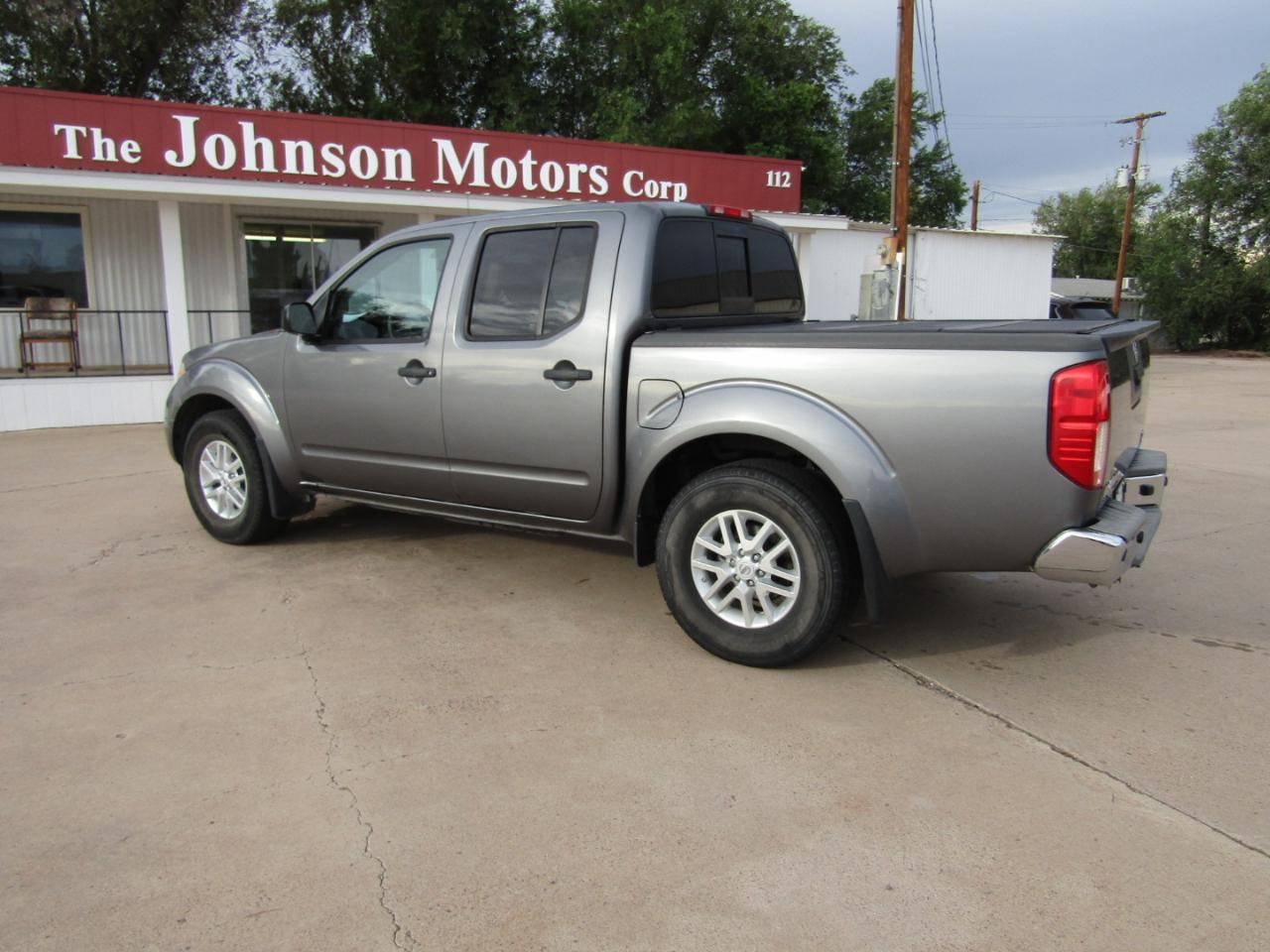Nissan Frontier Crew Cab 4x2 SV V6 Auto 2018