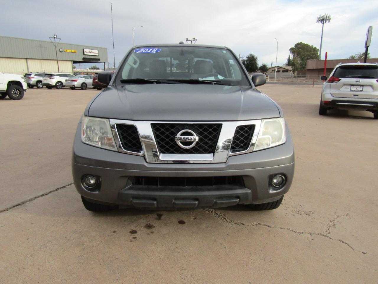 Nissan Frontier Crew Cab 4x2 SV V6 Auto 2018