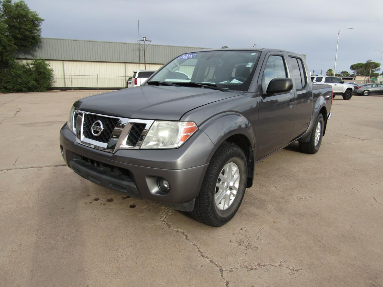Nissan Frontier Crew Cab 4x2 SV V6 Auto 2018