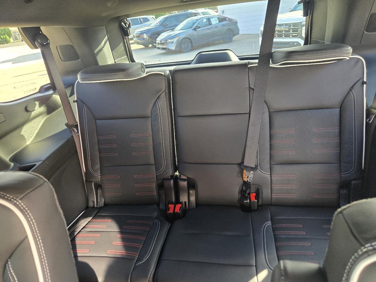 GMC Yukon 4WD 4dr AT4 Ultimate 2026