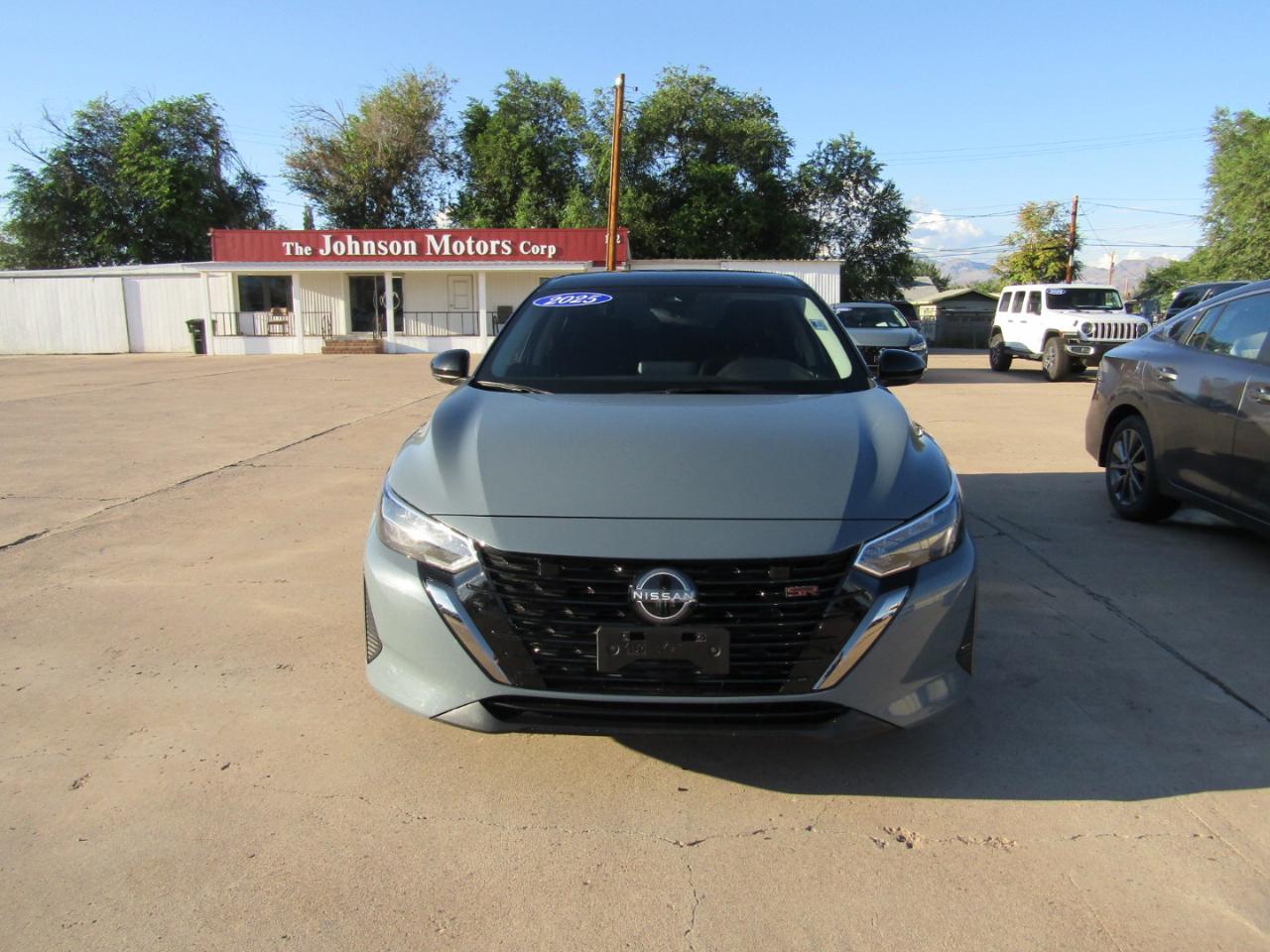 Nissan Sentra SR CVT 2025