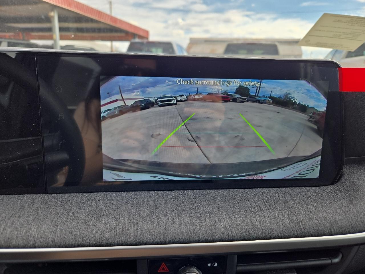 Nissan Kicks SV FWD 2027