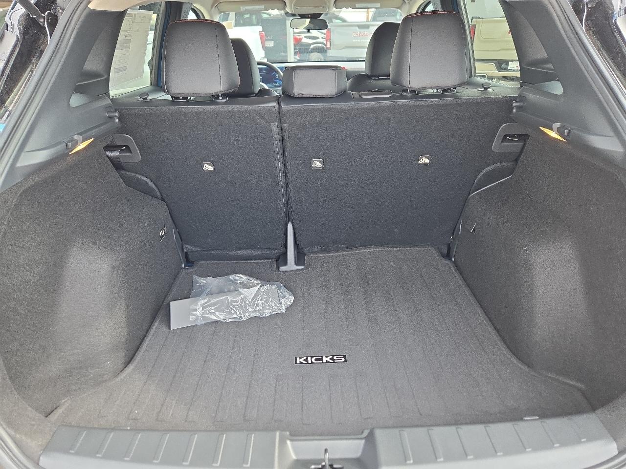 Nissan Kicks SR FWD 2027